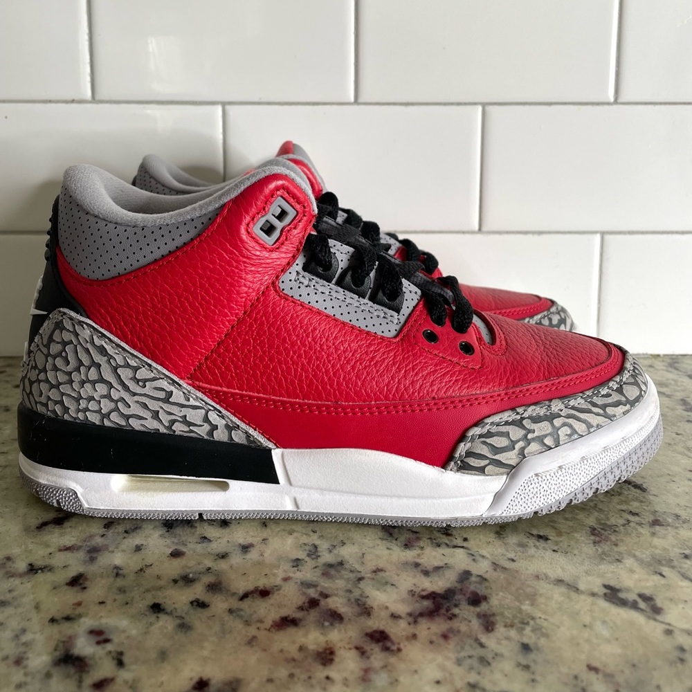 Nike Air Jordan 3 Retro Unite Size 5y GS CQ0488-600 Red Cement